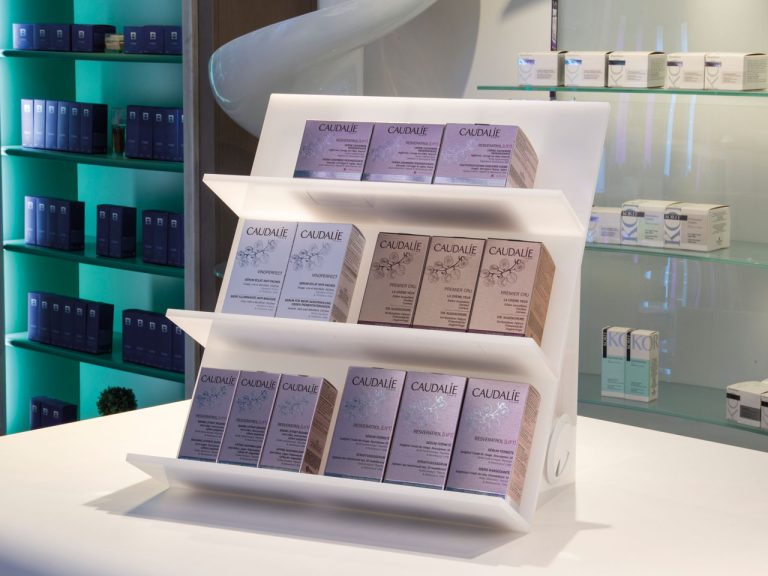 Pharmacy Counter Tiered Display Accessories – Sartoretto Verna